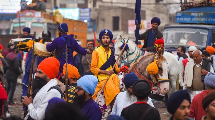 आज भी अवॉर्ड वापसी, किसानों के समर्