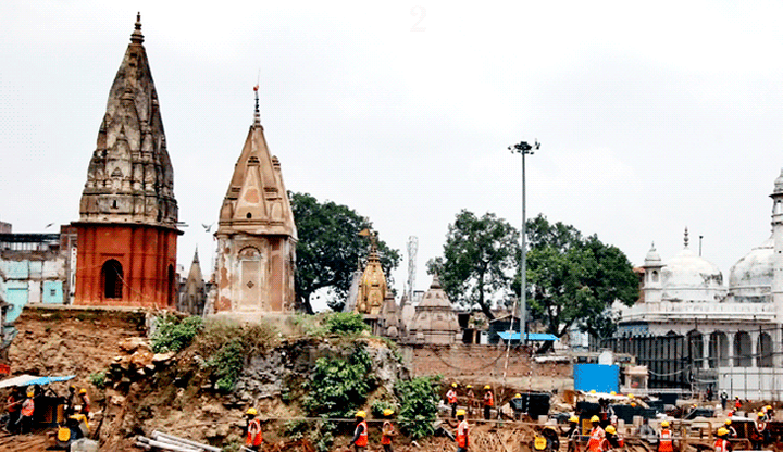 कहानी काशी की दीवानी अदालत के एक मु