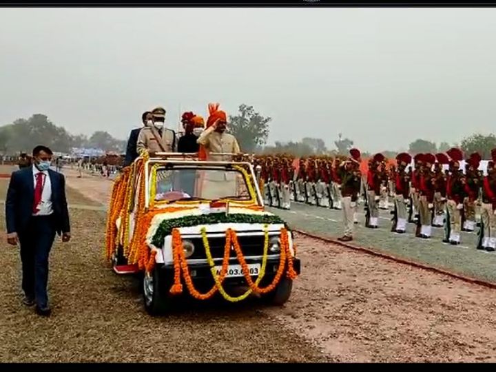 मुख्यमंत्री ने रीवा में ध्वजारोहण क