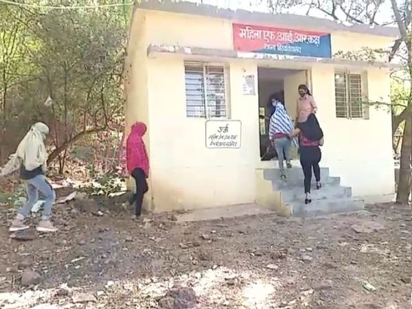 सोचते थे पत्नियां घर में हाथ बंटाने